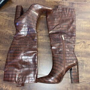 Brown knew high crocodile boots